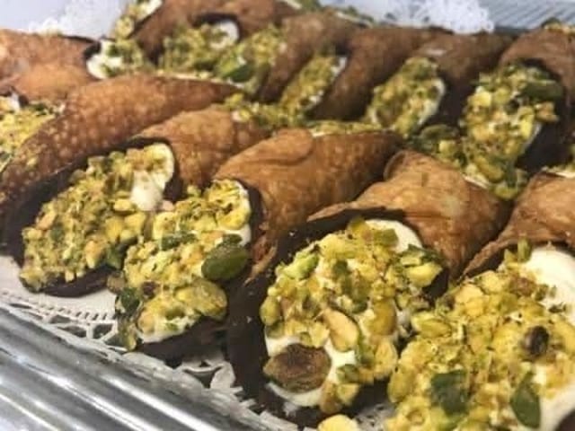Cannoli's (Qty 2).